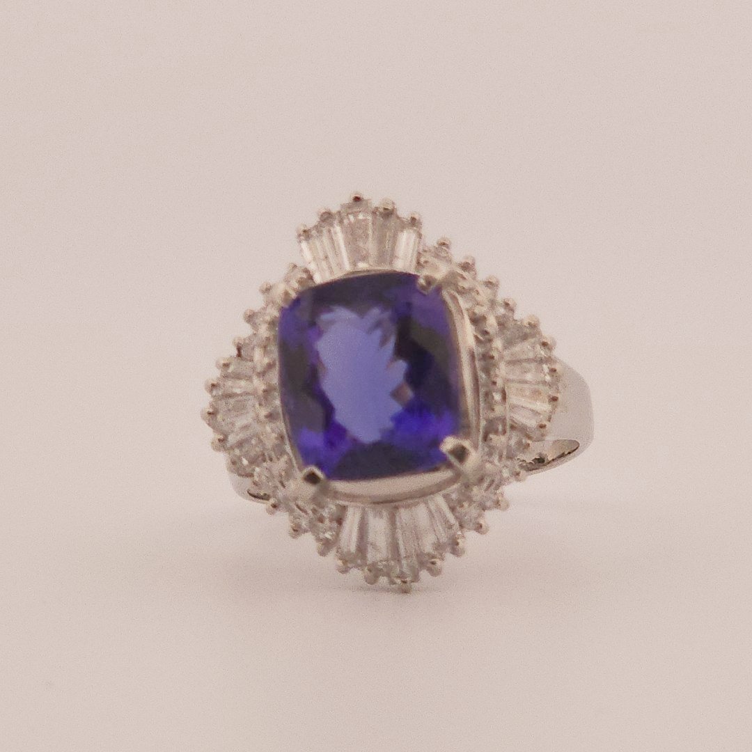 Modified Brilliant Cut, Cushion Shape, Bluish Violet Tanzanite (3.33CT, 9.71 x 8.32 x 4.87 mm) Mounted at Platinum 900 with Natural Diamonds (0.88CTW, E/F VS1). GIA Certified Stone (5231466563), Size 6.5