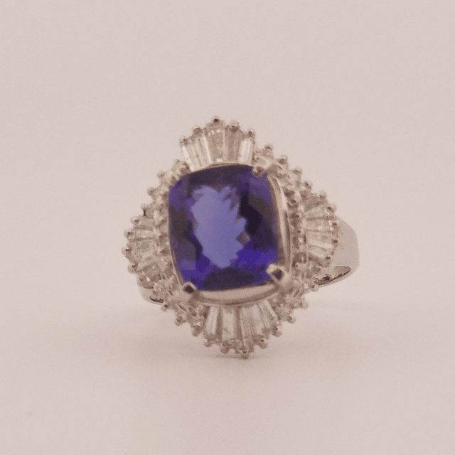 Modified Brilliant Cut, Cushion Shape, Bluish Violet Tanzanite (3.33CT, 9.71 x 8.32 x 4.87 mm) Mounted at Platinum 900 with Natural Diamonds (0.88CTW, E/F VS1). GIA Certified Stone (5231466563), Size 6.5
