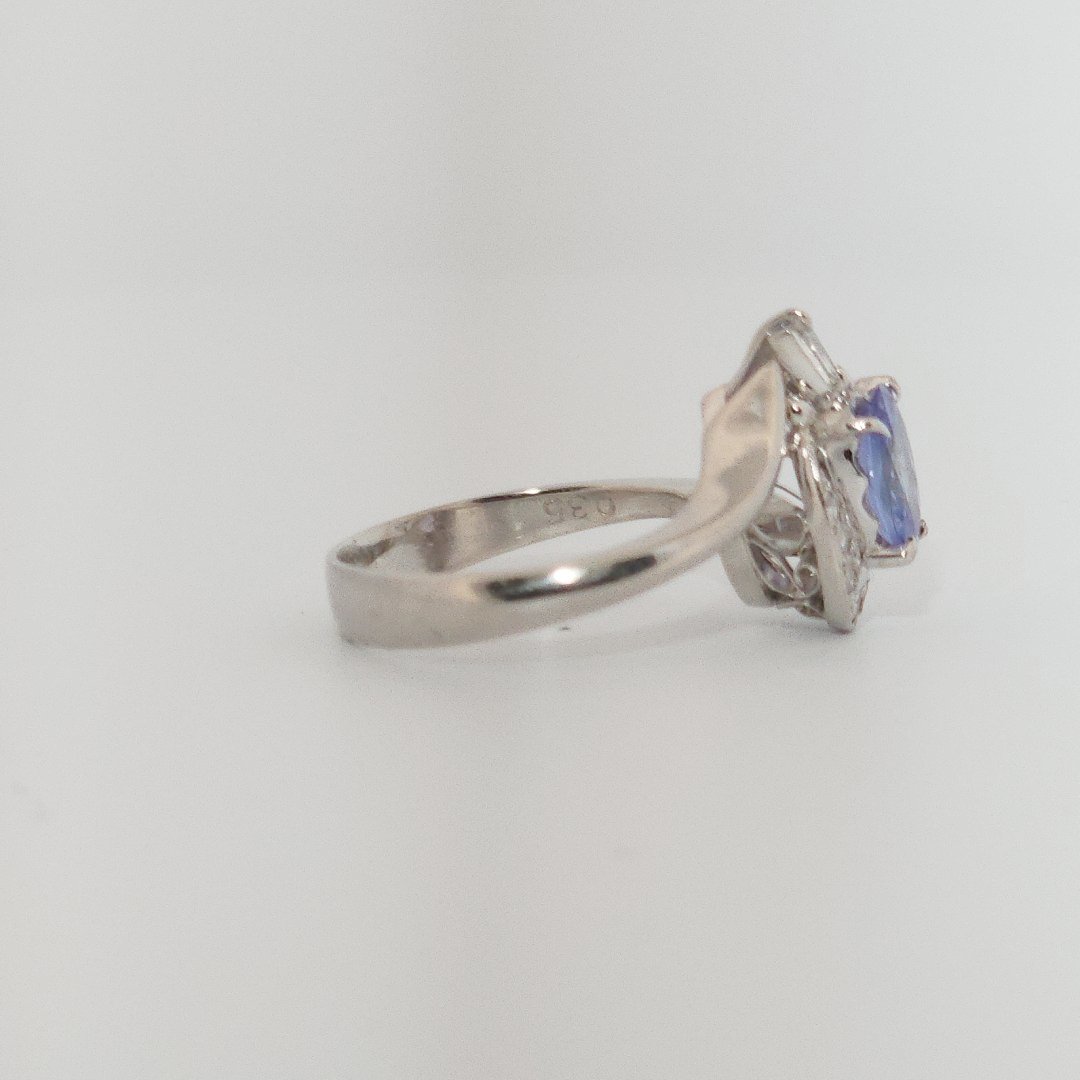 Oval Faceted, AAA, Natural Tanzanite (1.15CT, 8x6mm), Mounted on Platinum 900 Ring with Natural Diamonds (0.35 CTW, E/F-VS). Size 6
