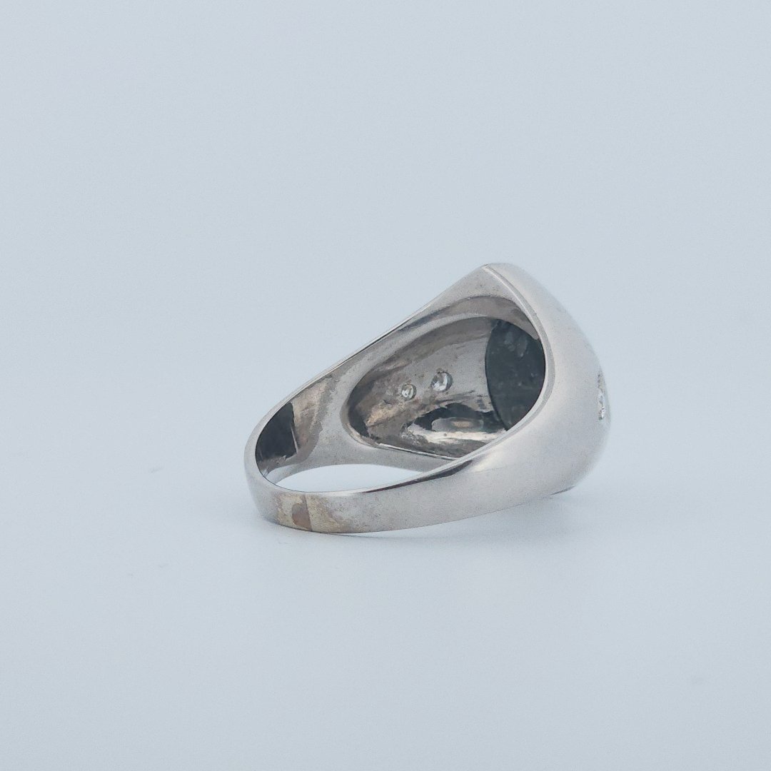 Pear Shape Labradorite and Natural Diamonds (G/SI1 0.1CTW), 14K White Gold