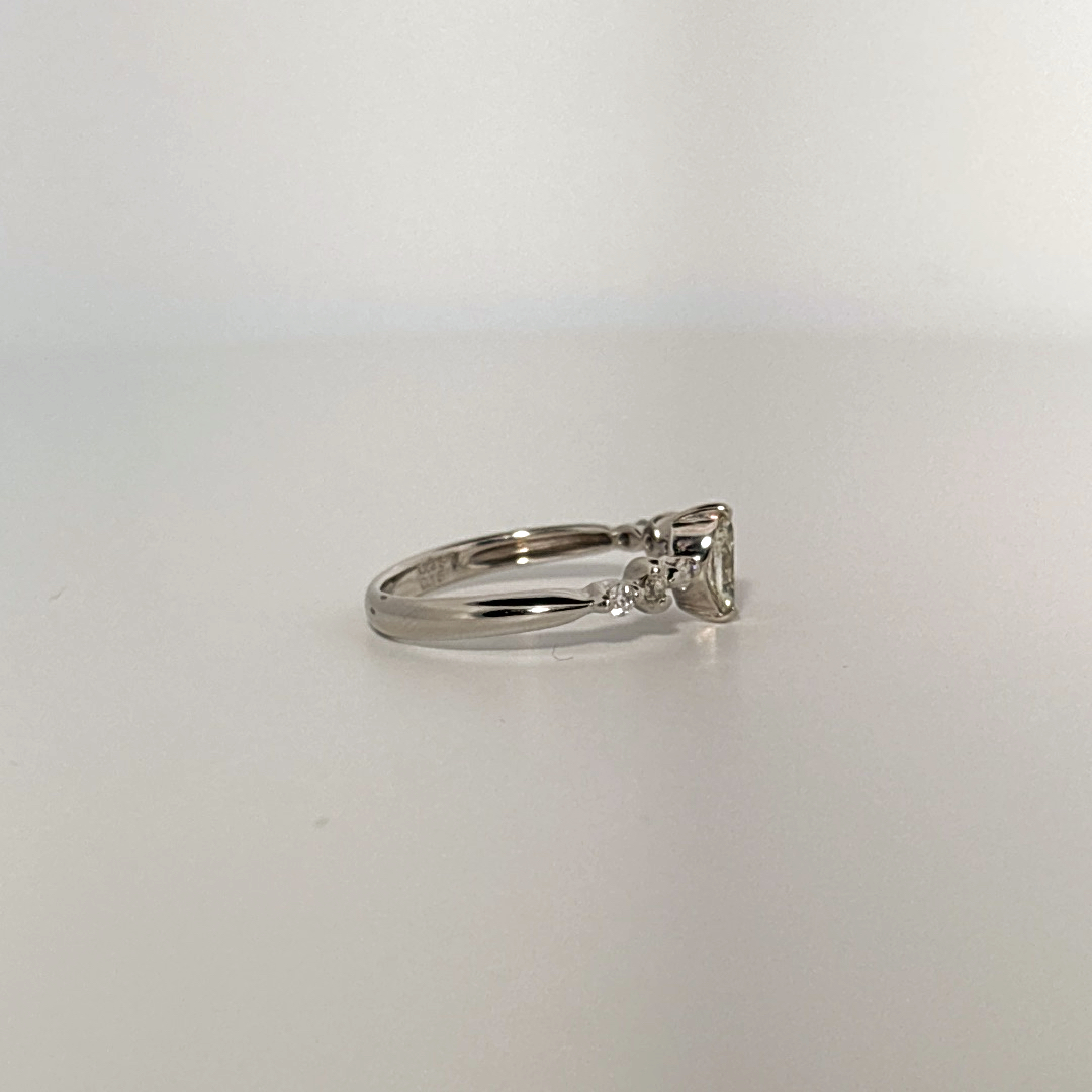 Natural Diamonds (0.43 CTW) Center Marquise (0.28 CT), Size 6, Platinum 900