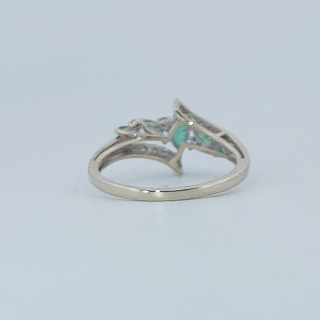 Natural Diamonds (0.12 CTW) with Natural Emeralds Designer Ring, Size 7, 14K White Gold
