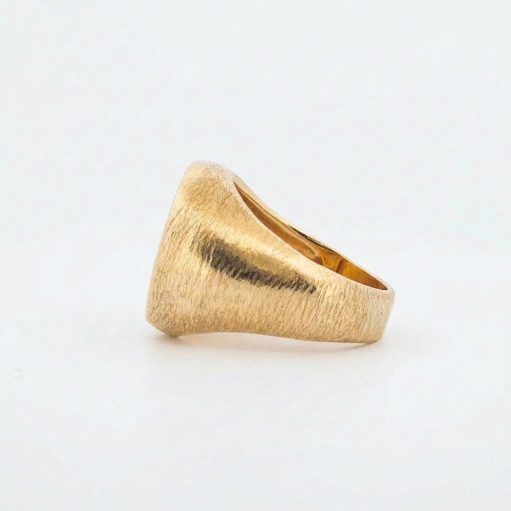 1915 $2.50 Liberty Coin Ring 17 Grams