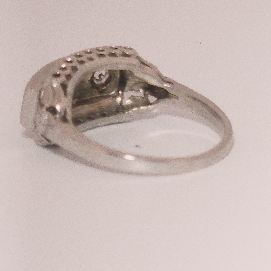 Vintage Art Deco, Natural Diamonds GH VS1(0.18CTW)