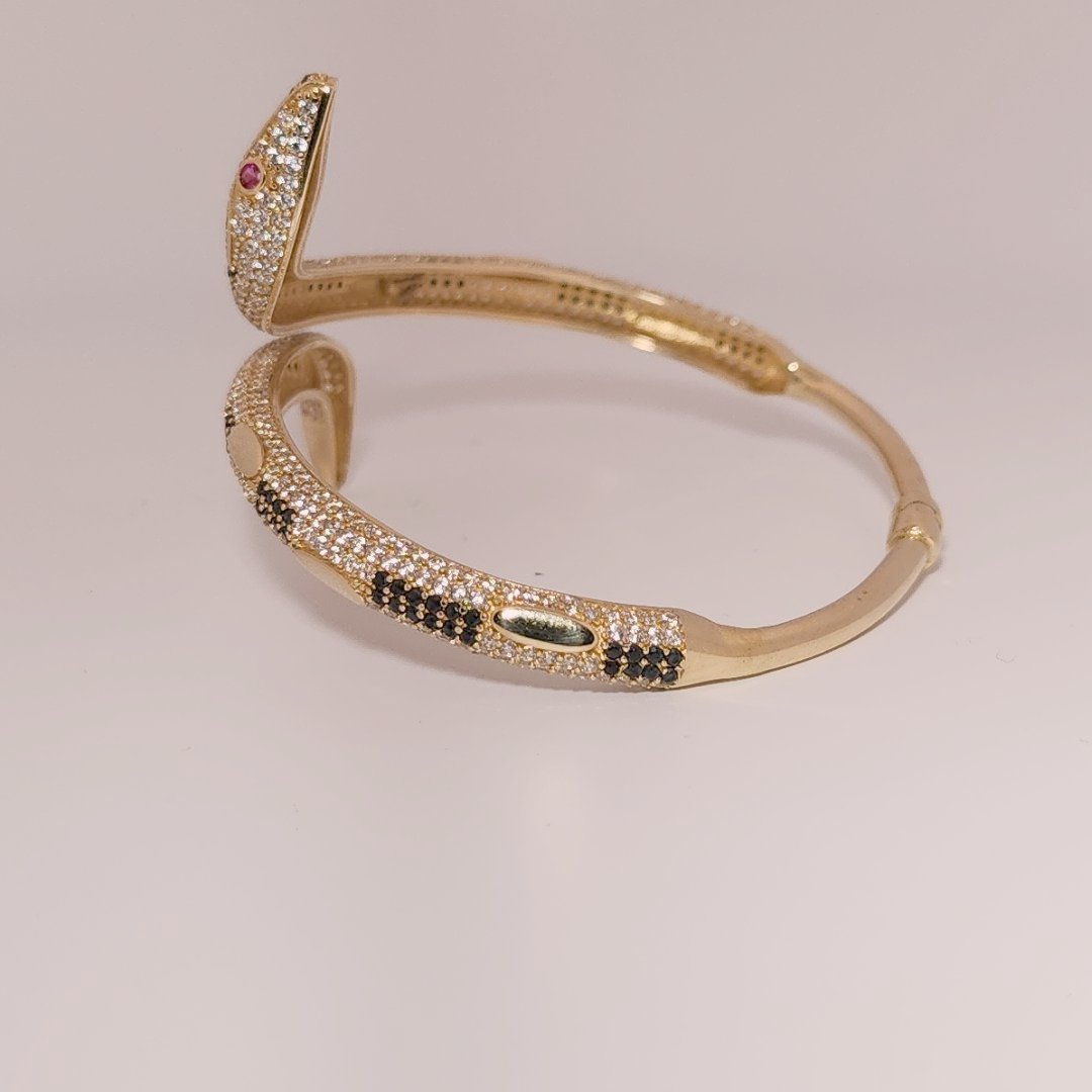 Serpent Style Bracelet with Solid Gold and Cubic Zirconia Stones