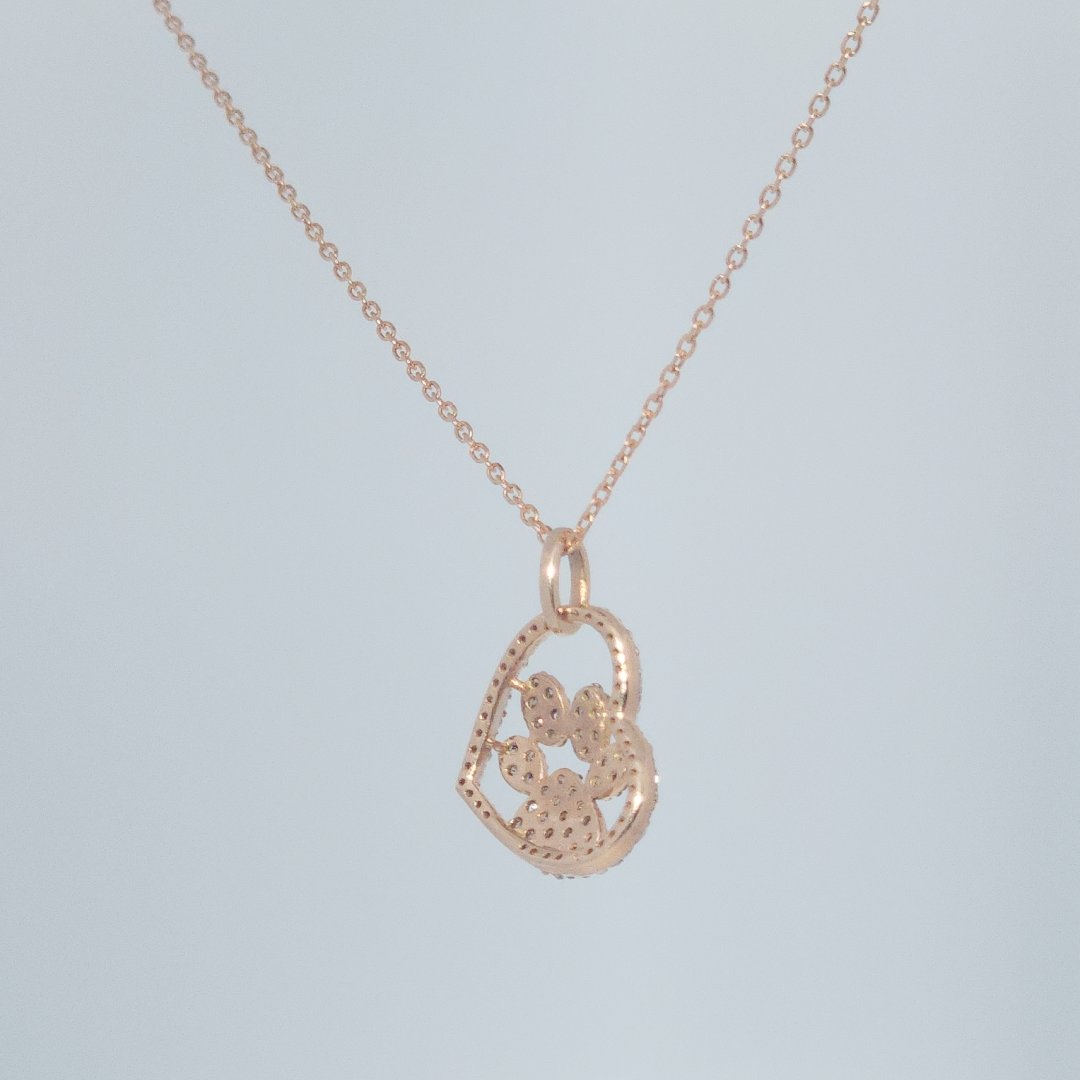 White and Chocolate Diamonds Heart Paw Pendent(10K Rose Gold) with 14K Rose Gold Chain, Natural Diamonds(1/4 CTW)
