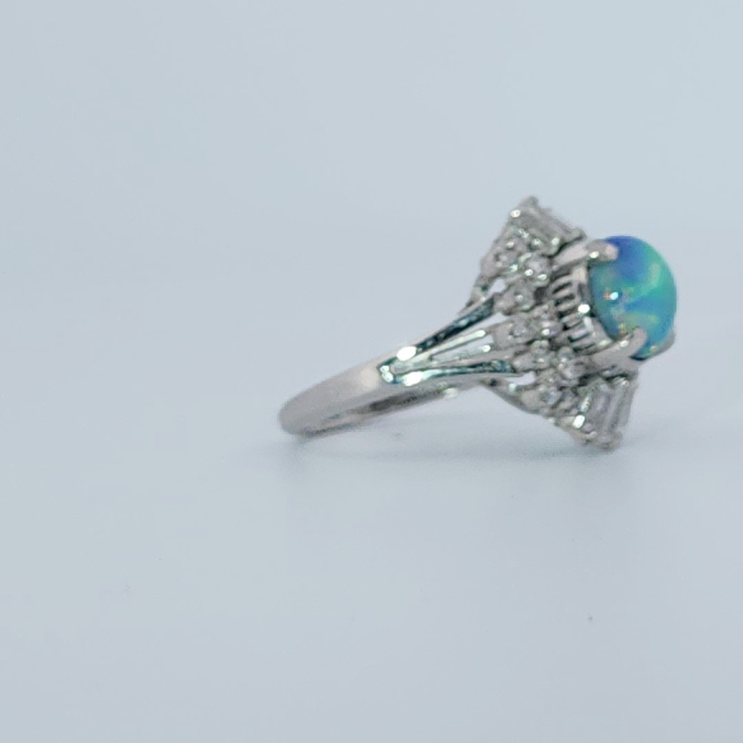 Cabochon Fire Opal 1.62ct with 0.73ctw Diamonds Ring, Platinum 900