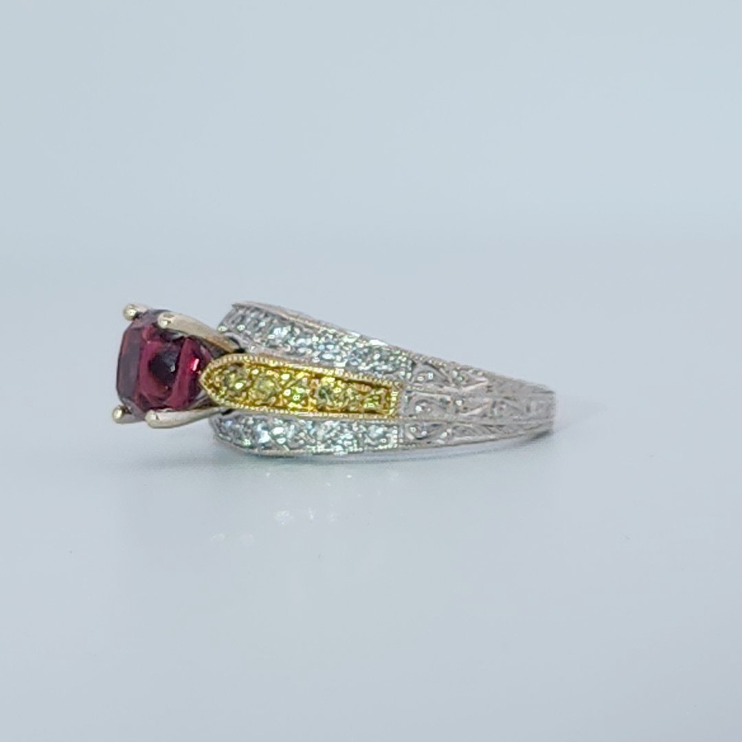Yellow and white Diamond (0.30 CTW Approximately) with Burmese Red Spinel stone in Center (1.45CT 6.91X6.23mm). 7.80 Gram Total weight, 18K White and Yellow - Gold, GIA-5231573527