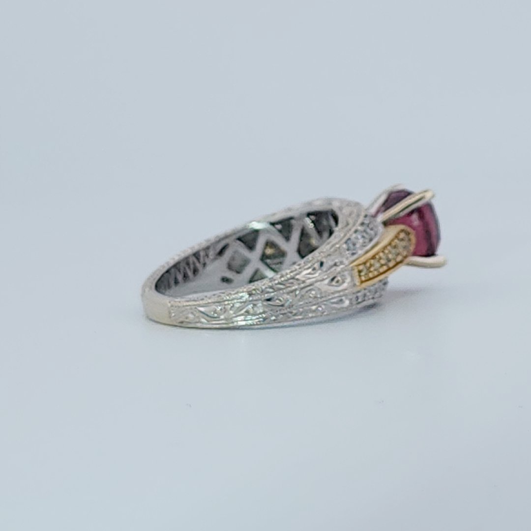 Yellow and white Diamond (0.30 CTW Approximately) with Burmese Red Spinel stone in Center (1.45CT 6.91X6.23mm). 7.80 Gram Total weight, 18K White and Yellow - Gold, GIA-5231573527